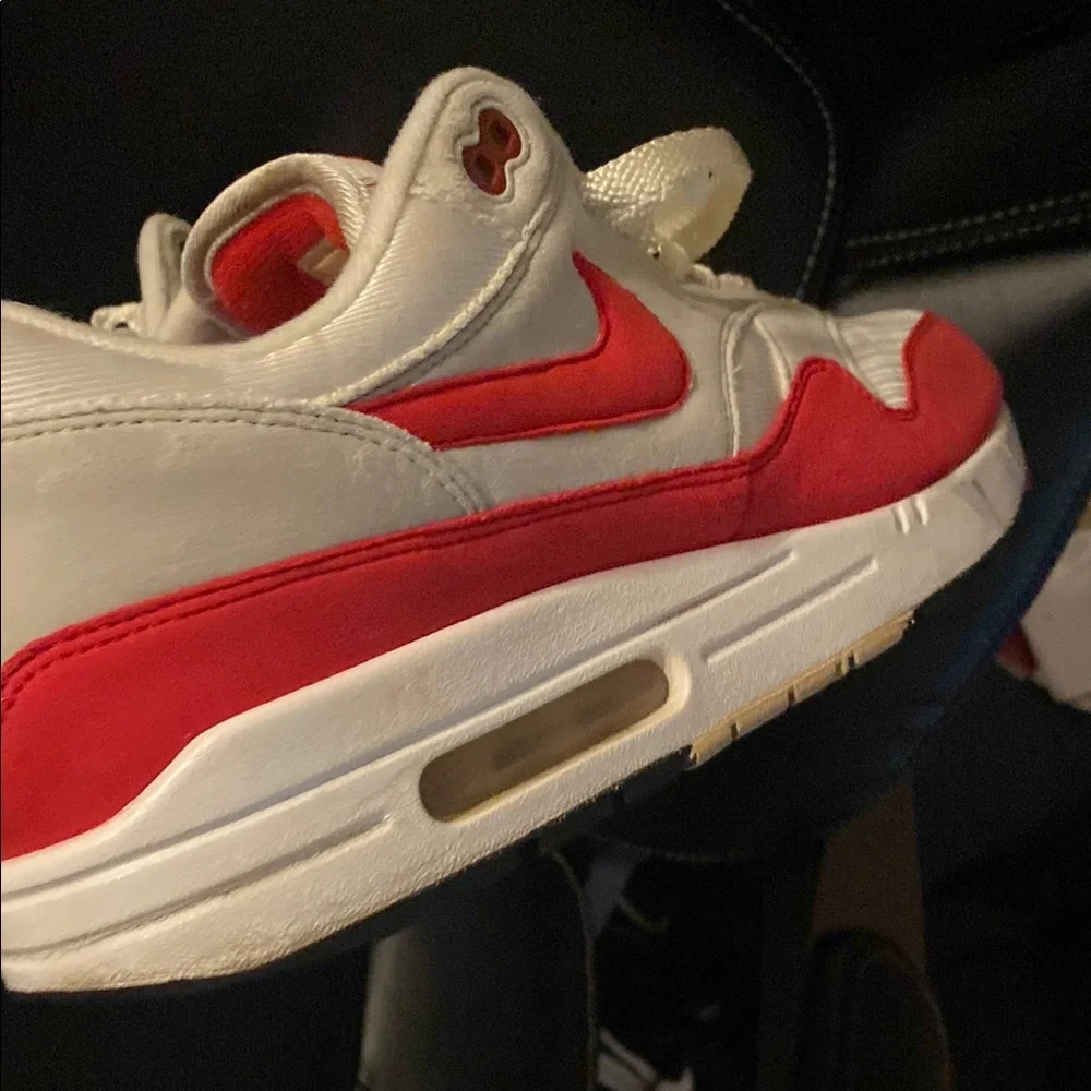Nike AIR MAX!!! Red and White Sneakers Classic Design BX1 - Picture 3 of 13